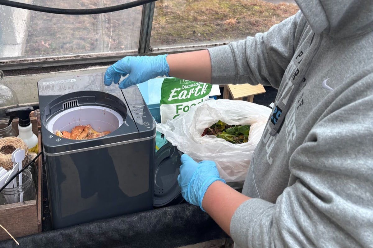 A Pilot Program for Transforming School Food Waste into Compost